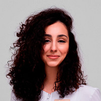 Алена Саакян