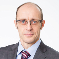 Роберт Фариш