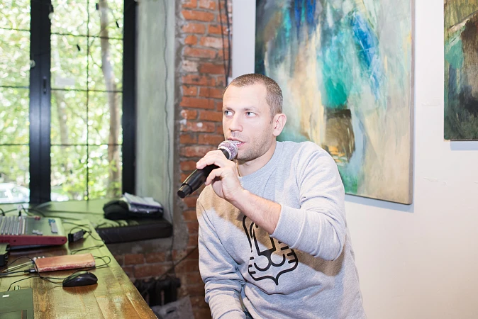 Книги, музыка, перспектива: Как работает магазин «Республика»