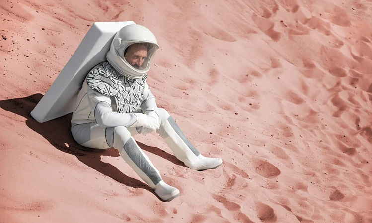 Как сказать жене, что ты летишь на Луну?