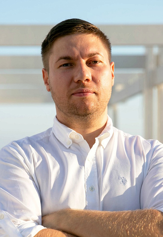 Илья Батлер