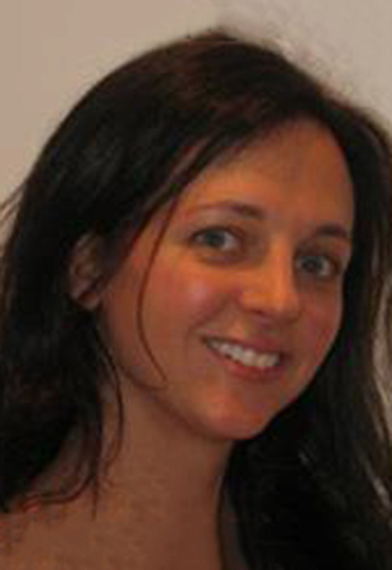 Симона Кейв