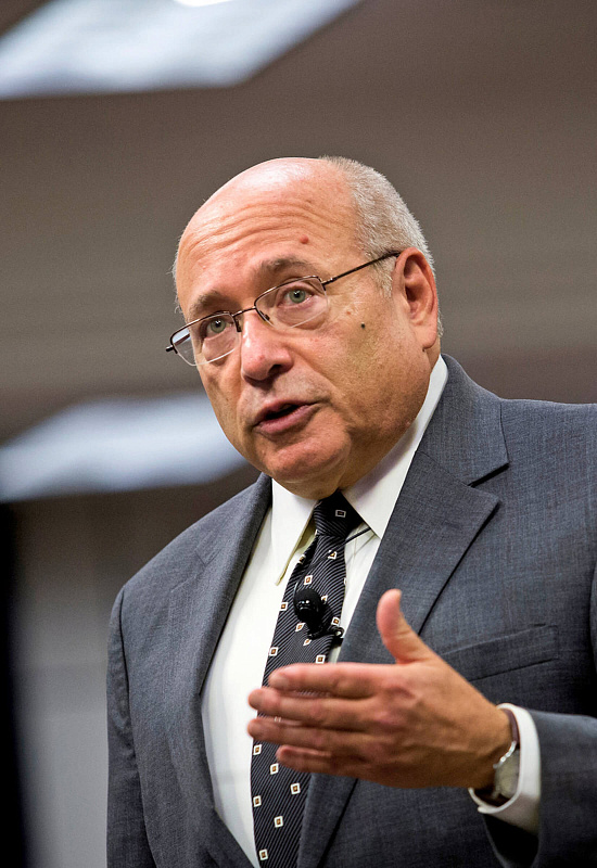 Айра Чейлефф