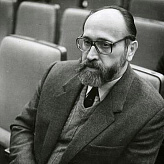 Власов Юрий