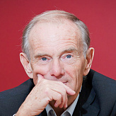 Льюис Дэвид