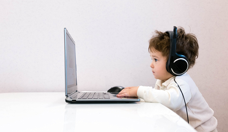 После трех еще рано: нужно ли ребенку раннее развитие?