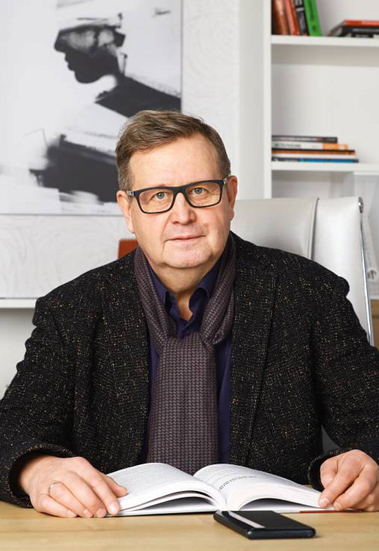 Александр Рязанцев