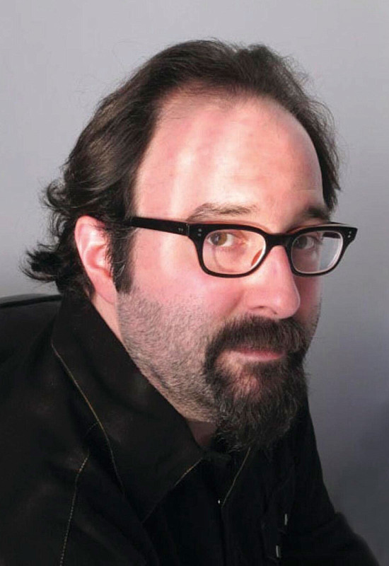 Крис Нашавати