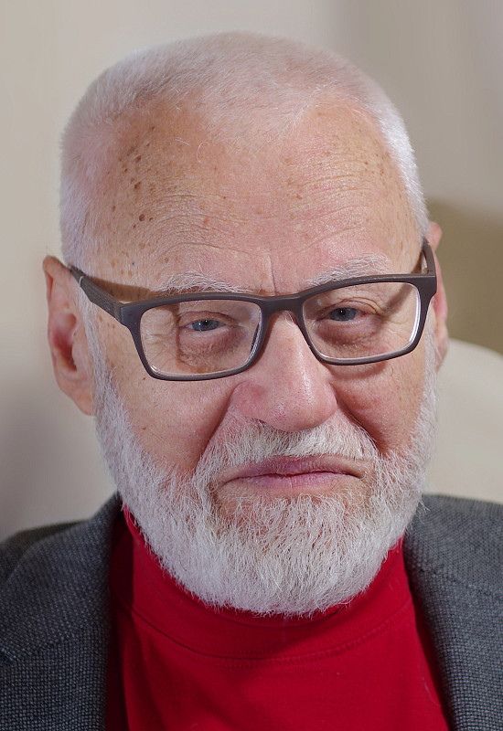 Владимир Медведев