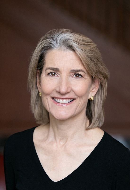 Эми Эдмондсон