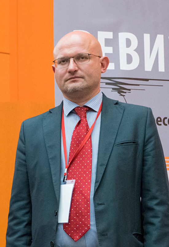 Константин Антипов