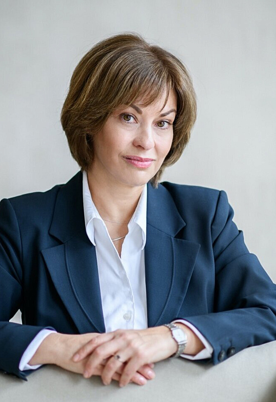 Анна Моносова