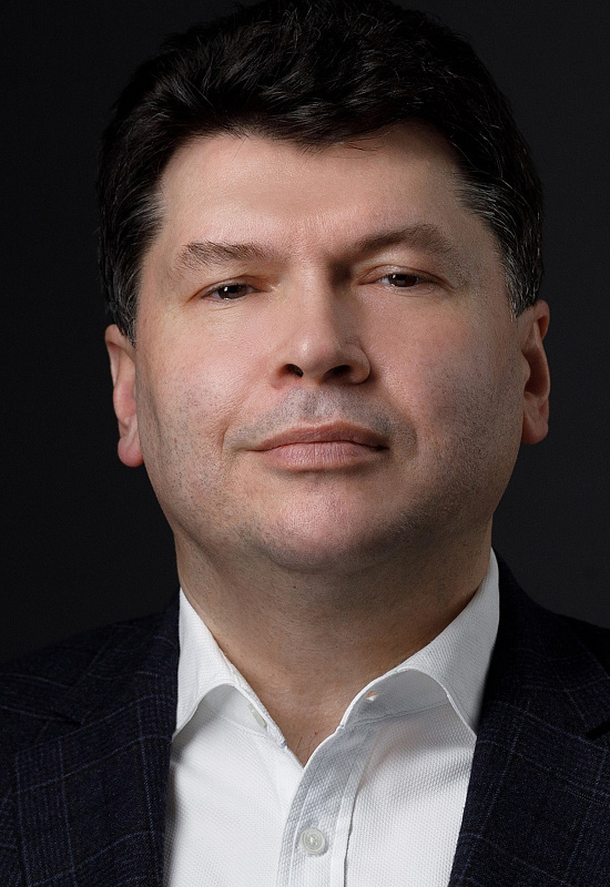 Виталий Максимов