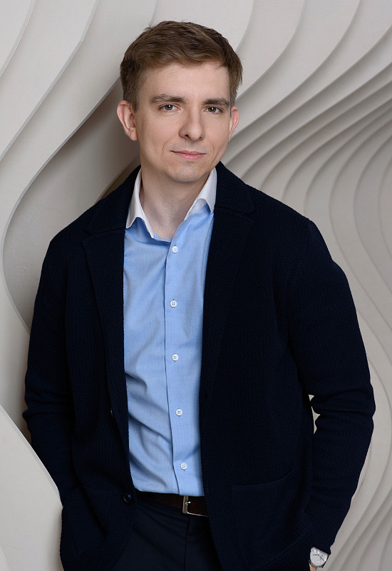 Юрий Шатров