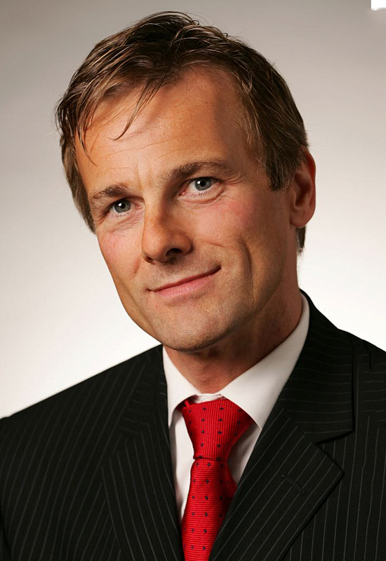 Ян-Бенедикт Стенкамп