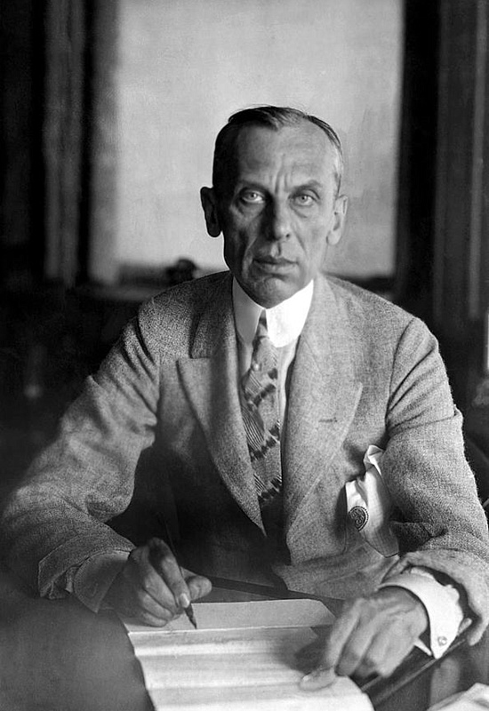 Альфред П. Слоун