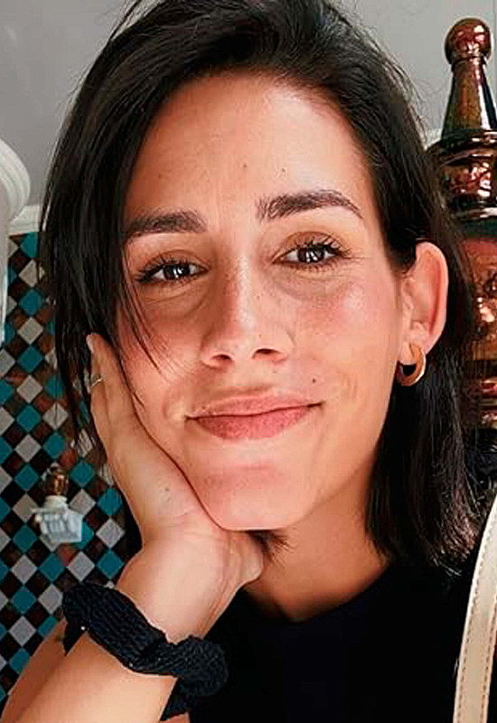 Нира Страусс