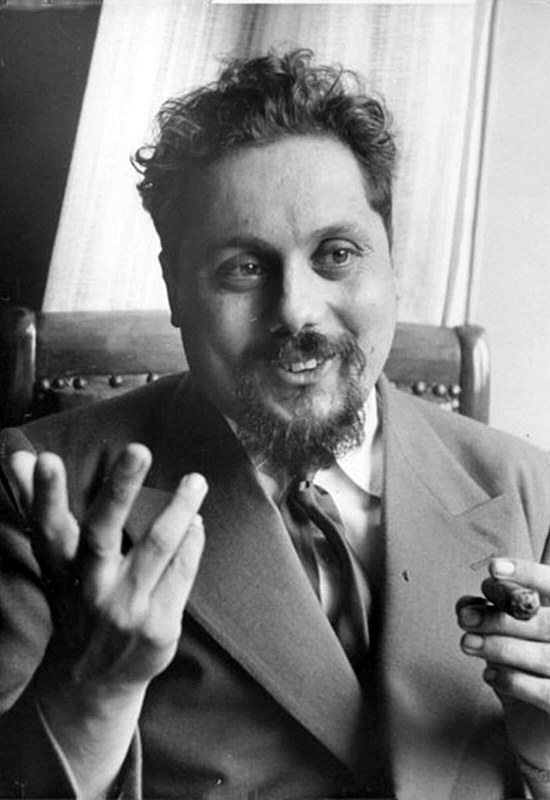 Ален Бомбар