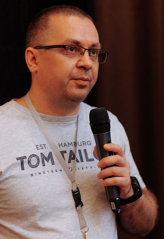 Дмитрий Неверов