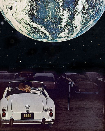 Земля в иллюминаторе: голубая точка Земля в иллюминаторе: голубая точка