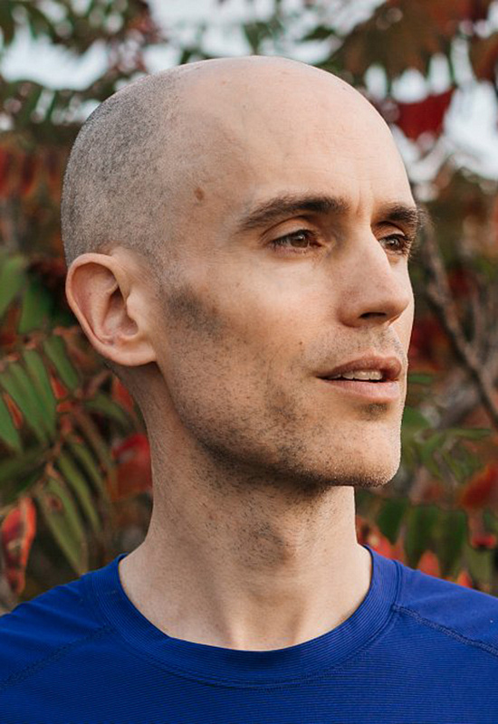 Алекс Хатчинсон