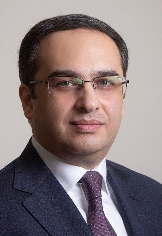 Виктор Согомонян