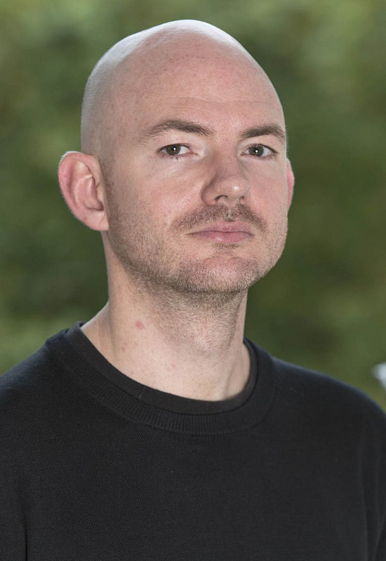 Том Уилкинсон