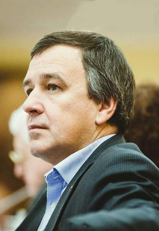 Анатолий Ермолин