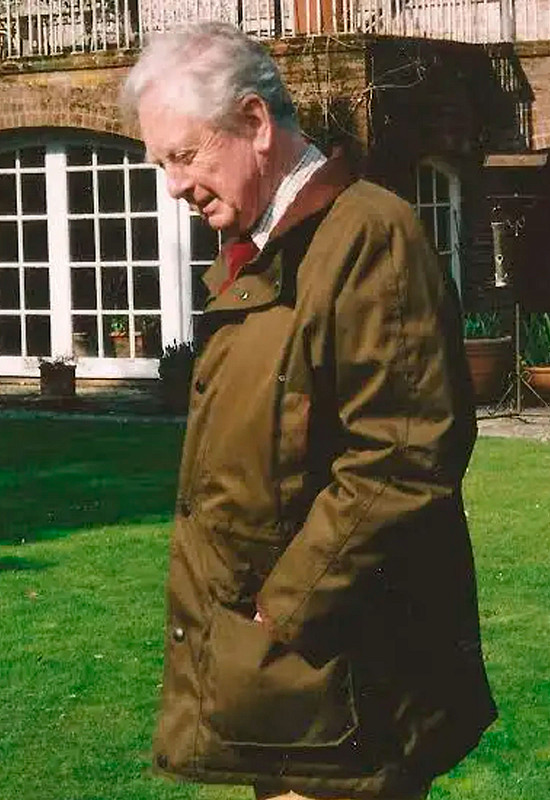 Десмонд Сьюард