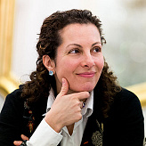 Новек Бет Симон