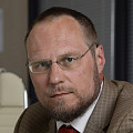 Дмитрий Жаров