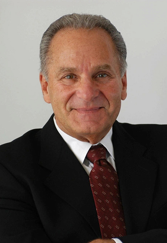 Джон Превас