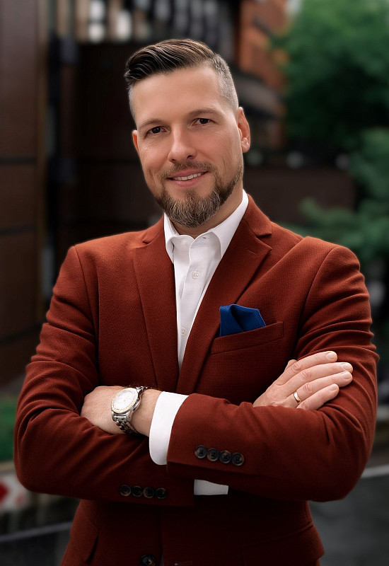 Дмитрий Тарасов