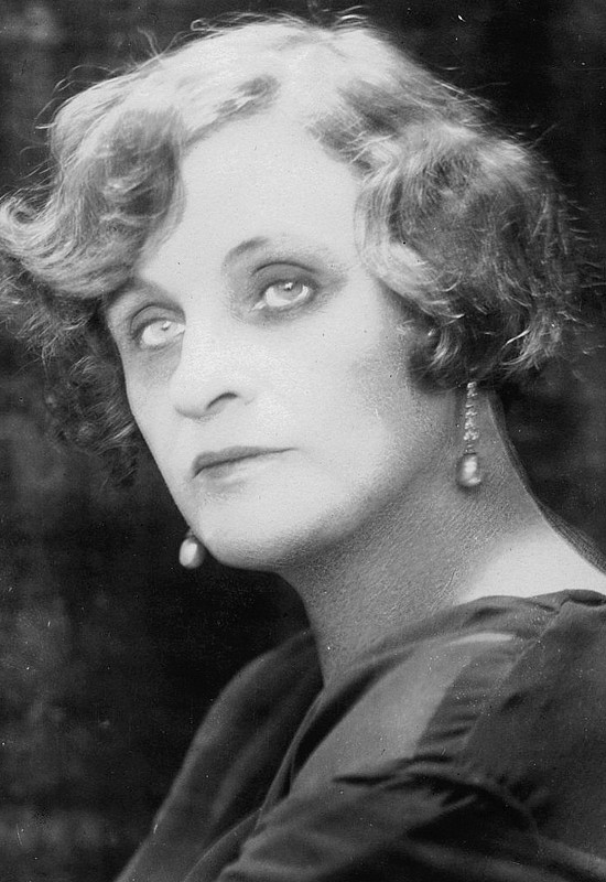 Надежда Тэффи